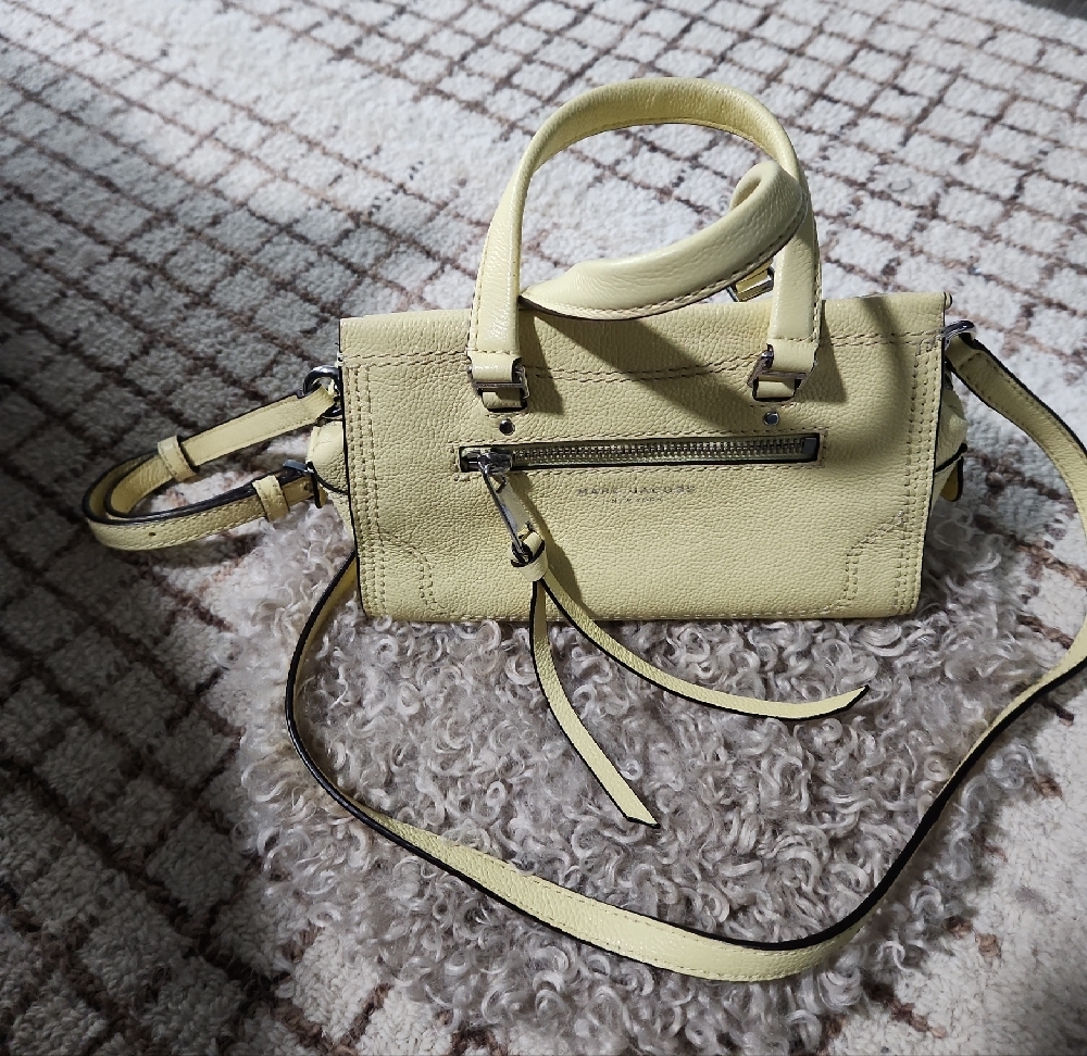 Marc Jacobs French Vanilla Crossbody/ Satchel Cruiser Bag - Picture 2 of 12